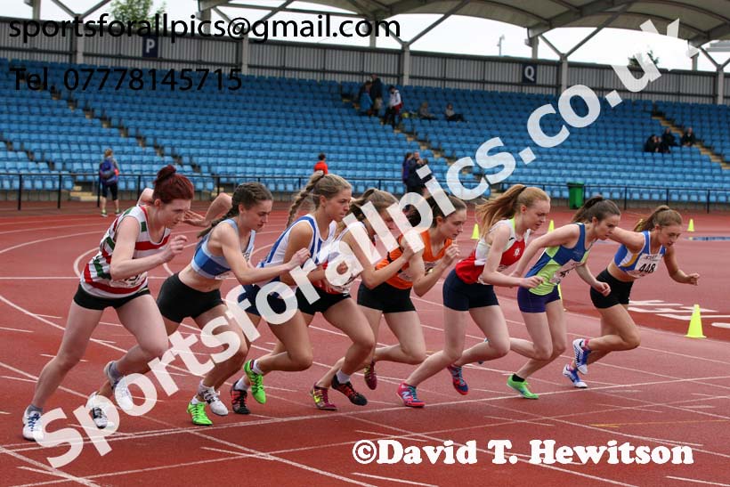 Womens under-20s 1500 metres, Northern Senior and Under-20s Champs., SportsCity, Manchester. Photo: David T. Hewitson/Sports for All Pics